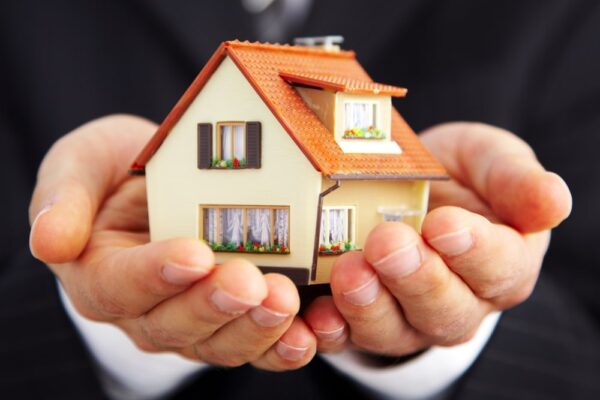 how much can you make selling real estate