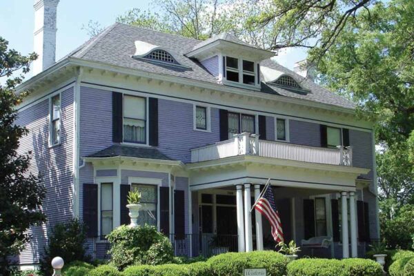 why are houses so cheap in laurel, mississippi